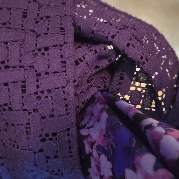 Puchased at Dillards is this Cotton Purple Lace Dress In Sz.2 - Picture 6 of 7